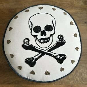 Pottery Barn Teen Skull Pillow